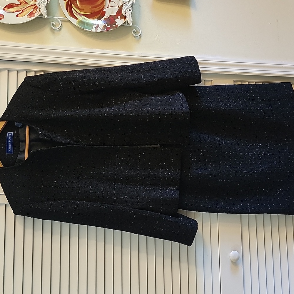 Karen Scott Black Textured Skirt Set